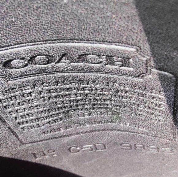 Vintage 90's Black Coach Scooter bag. - Picture 5 of 8